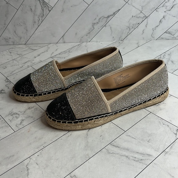 NWT INC  Womens Cream Corvina Black Rhinestone Slip On Espadrille Shoes 6.5M - Picture 6 of 9